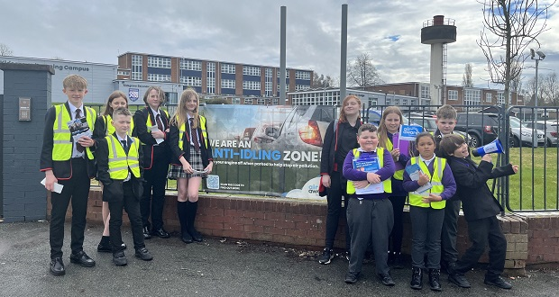 School children target drivers in anti-idling campaign