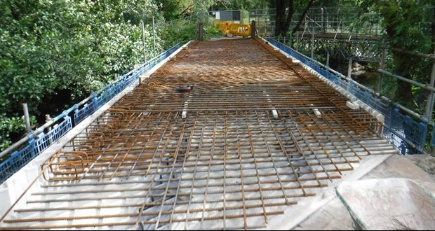 Refurbishment of highway bridge in Manifold Valley going well