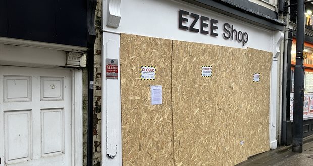 Swift partnership action closes town centre shop