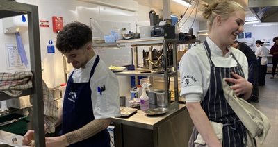 Aston Maria Chefs 1 - NR