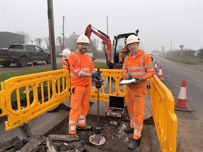 Highway lab workers Cellarhead