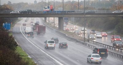 Rainy-motorway-photo-newsroom