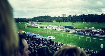 Uttoxeter-Racecourse-620x330