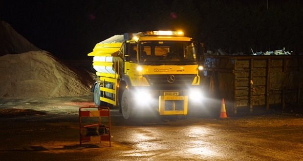 Gritters in Action as Snow Showers Hit Staffordshire