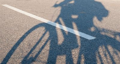 cyclist-shadow-newsroom