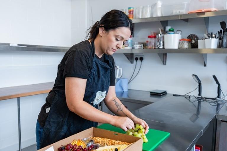 Sarah Thomas NEWSROOM