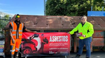 (L-R) Lamar and Cllr Andrew Mynors - 1