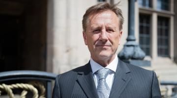 Martin Murray cabinet photo