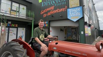 PLAY at Lower Drayton Farm Penkridge - Richard Bower BEAS