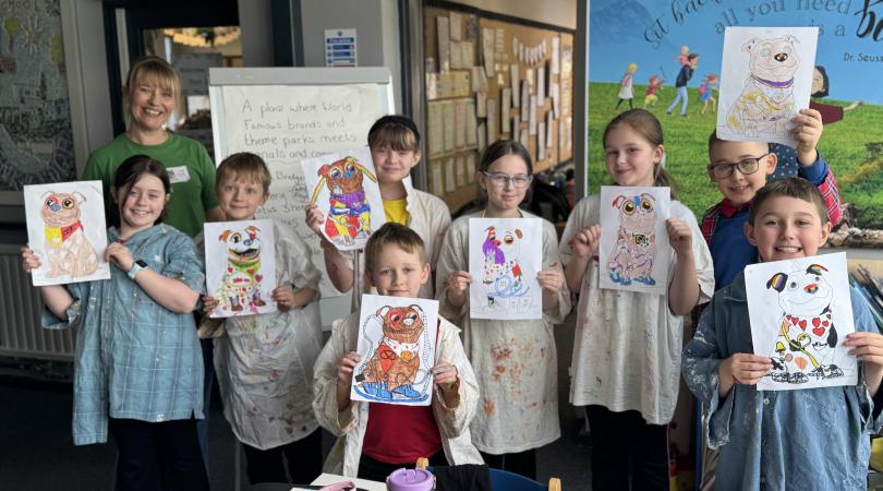 Artist Sarah Grately with Marshbrook First School pupils