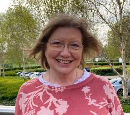 Josie Suggate, Advisor